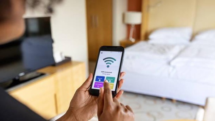 WiFi di Rumah Lemot Padahal Sudah Ganti Paket Mahal? Ini Dia Biang Keroknya!