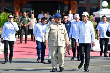 Kehangatan Prabowo-Jokowi di Solo Membantah Rumor Kerenggangan