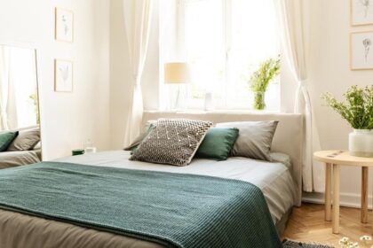Seprai dan Sarung Bantal: Seberapa Sering Seharusnya Diganti?