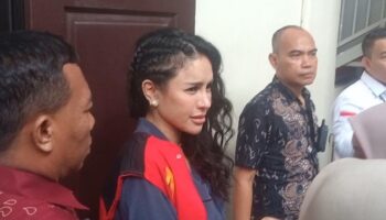 Nikita Mirzani Angkat Bicara Terkait Tudingan Main Ponsel di Penjara, Berawal dari Unggahan Dokter Richard Lee