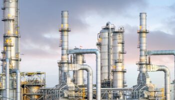 Krisis Energi Global 2026: Dunia Berlakukan Pembatasan Ketat Akibat Gangguan Pasokan Minyak Terbesar dalam Sejarah