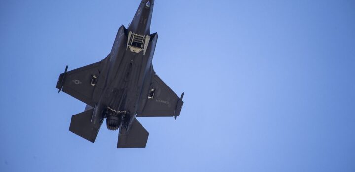 Dominasi Udara di Langit Teheran: F-35 Israel Tembak Jatuh Pesawat Tempur Iran