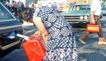 Analisis Krisis Energi 2026: Apakah Penutupan Selat Hormuz Lebih Berbahaya daripada Depresi Minyak 1970-an?